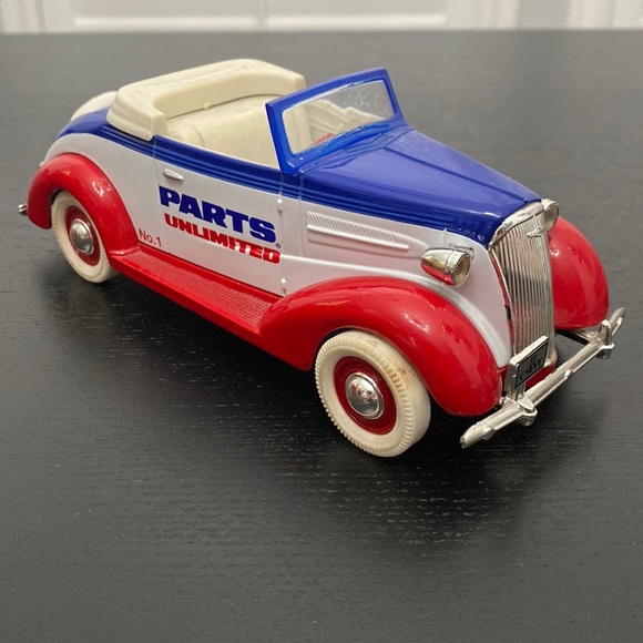 Vintage Car Coin Bank from Parts Unlimited - Model No.1 - Picture 2 of 12